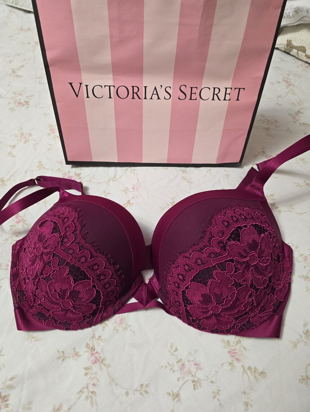 Victoria Secret Very Sexy Lace Bra 34DD - Picture 6 of 6